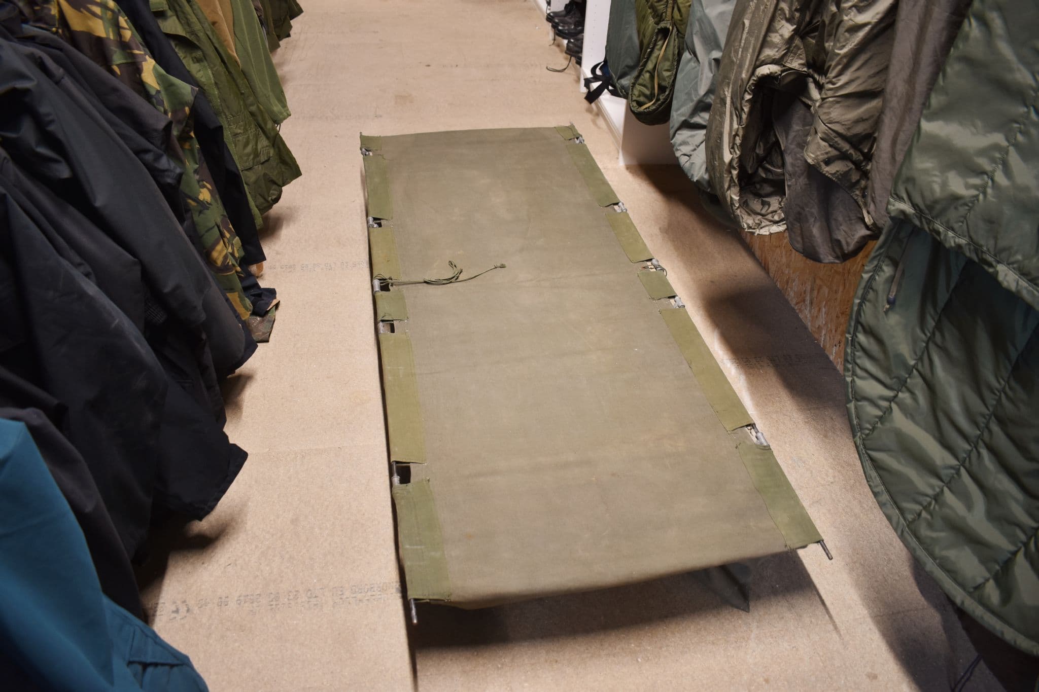 British Military Olive Green Camp Bed - Grade 1 - Image 7