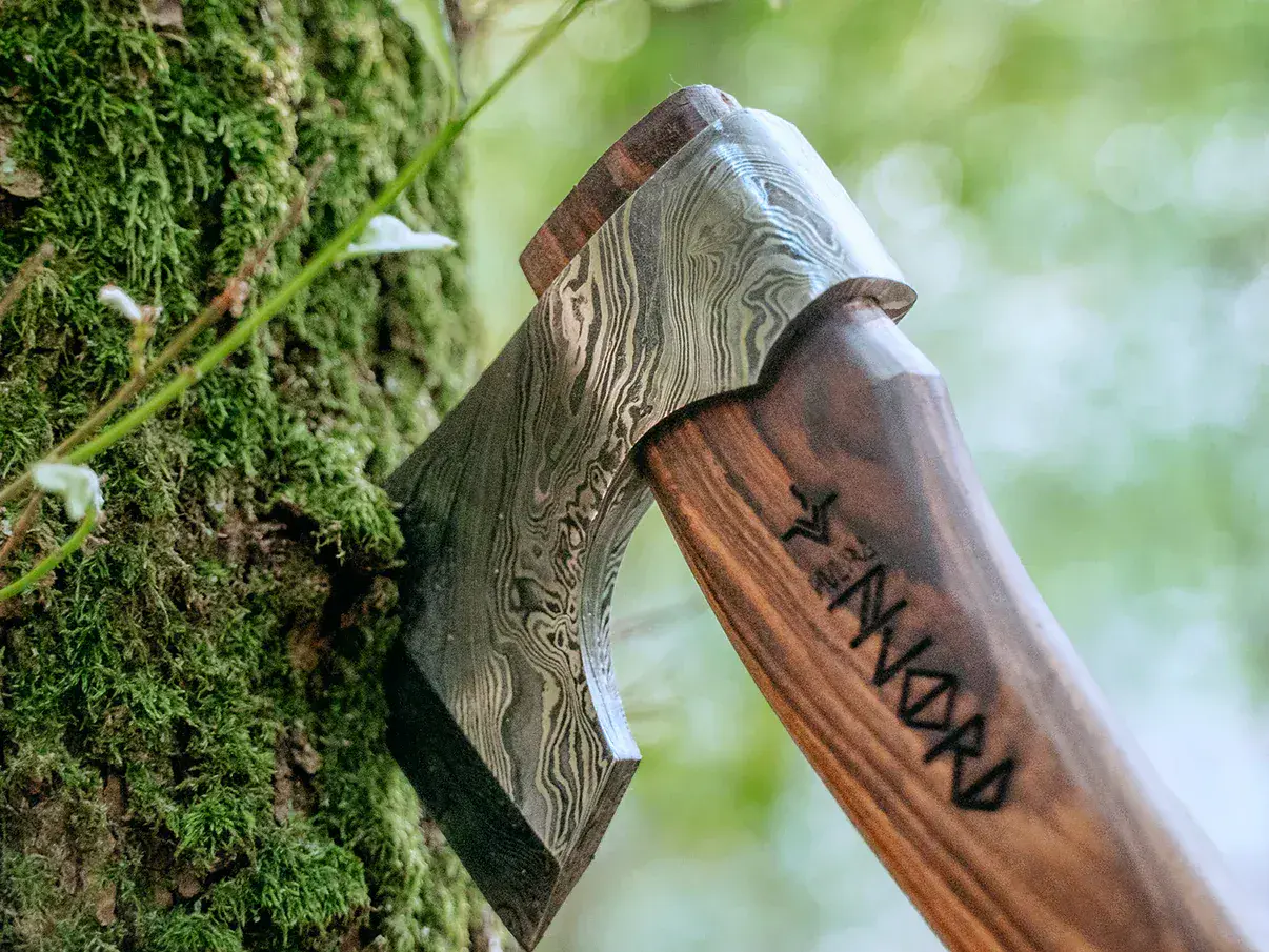 Njord Huldra Medium Damascus Axe - Image 8